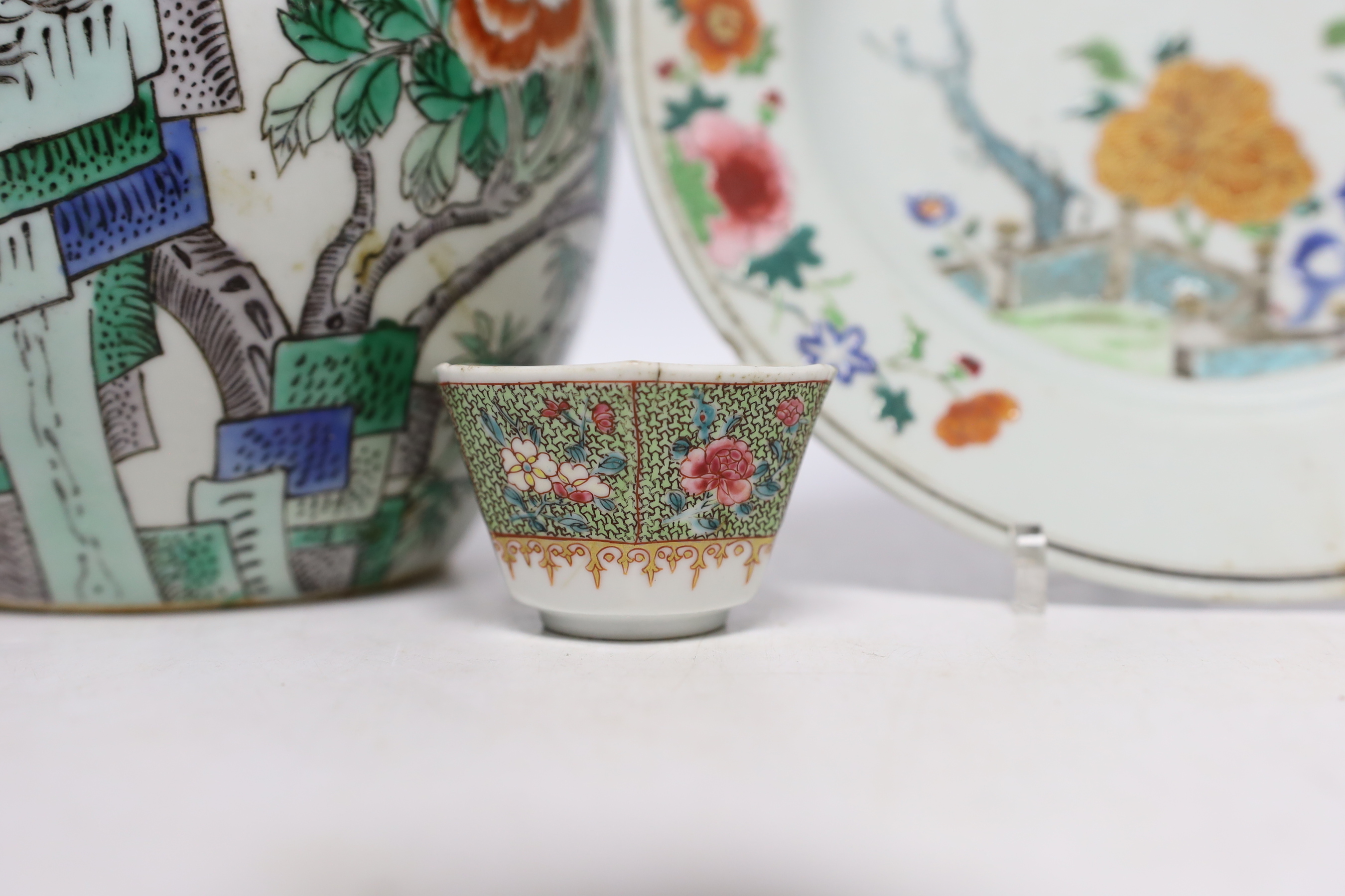 An 18th century Chinese export famille rose plate together with a Chinese teabowl, jar and cover, tallest 20cm